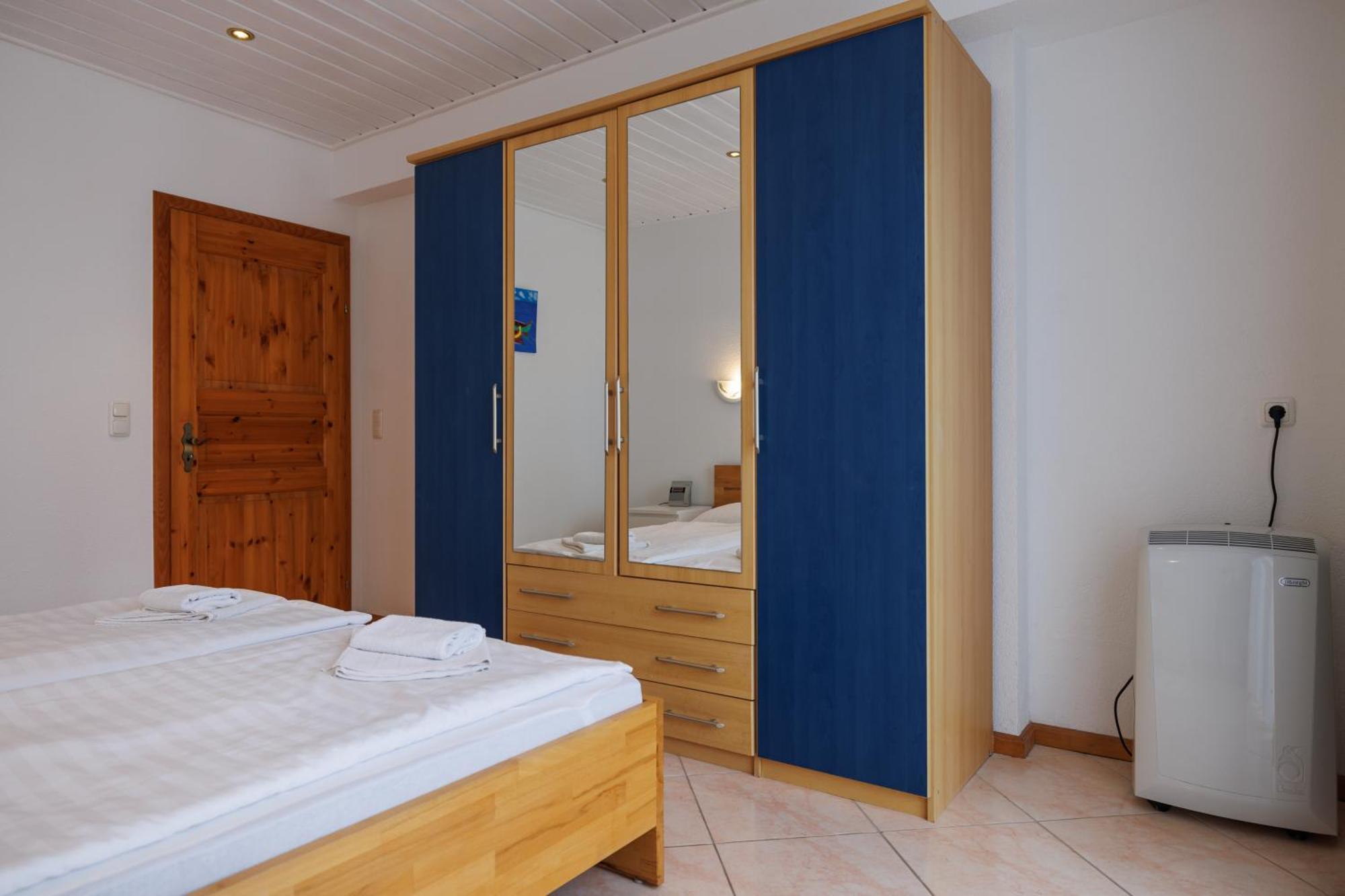 Guesthouse Halilagic Krk Town Exteriör bild