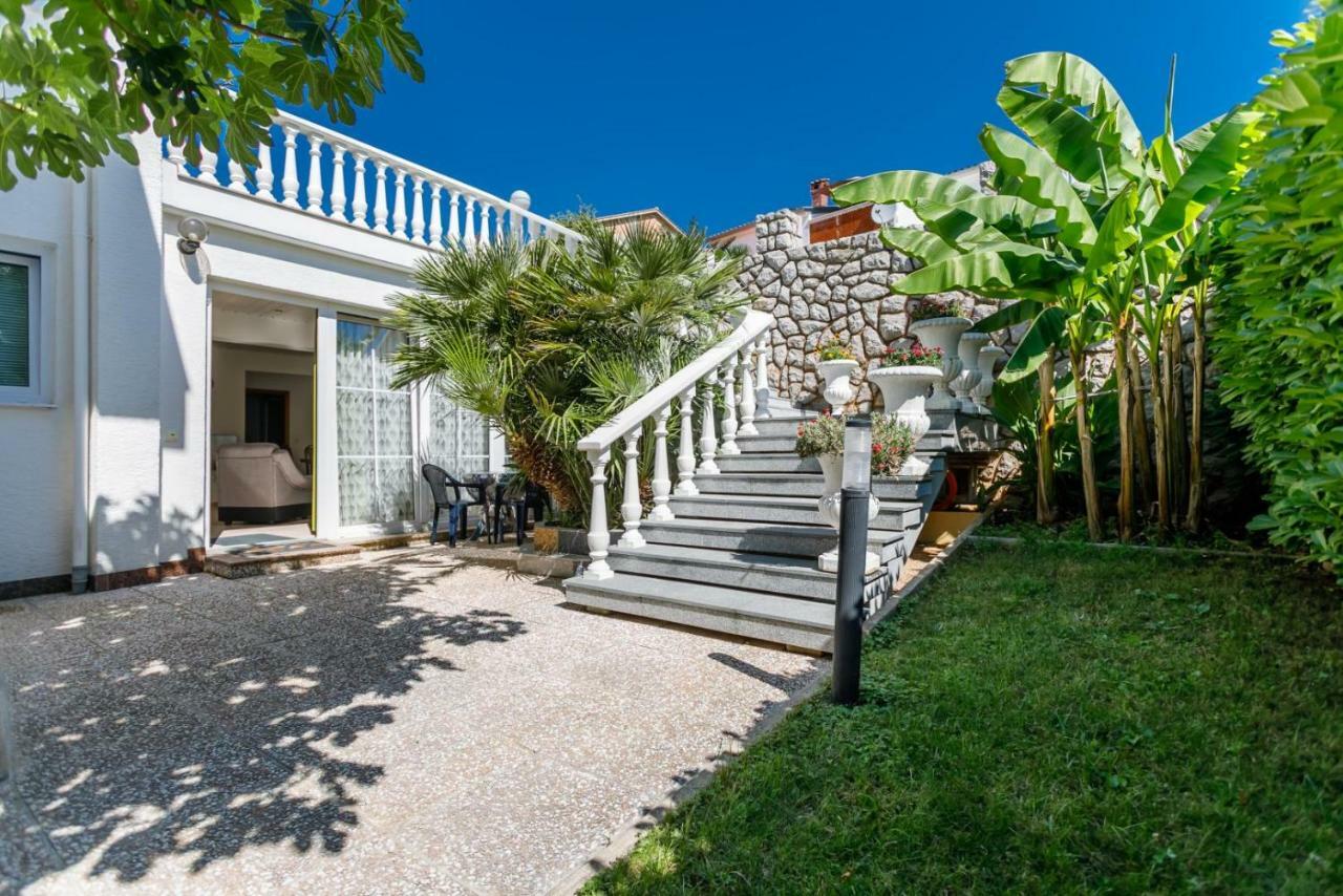 Guesthouse Halilagic Krk Town Rum bild
